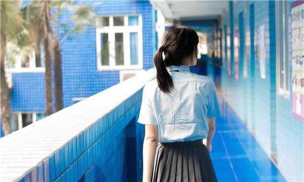 云和如何找到一个可以帮助我生孩子的女人？