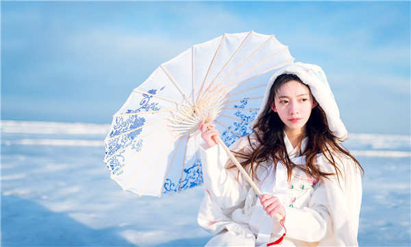 云和试管代怀生子多少钱一个？助孕之路的费用分析与方案选择